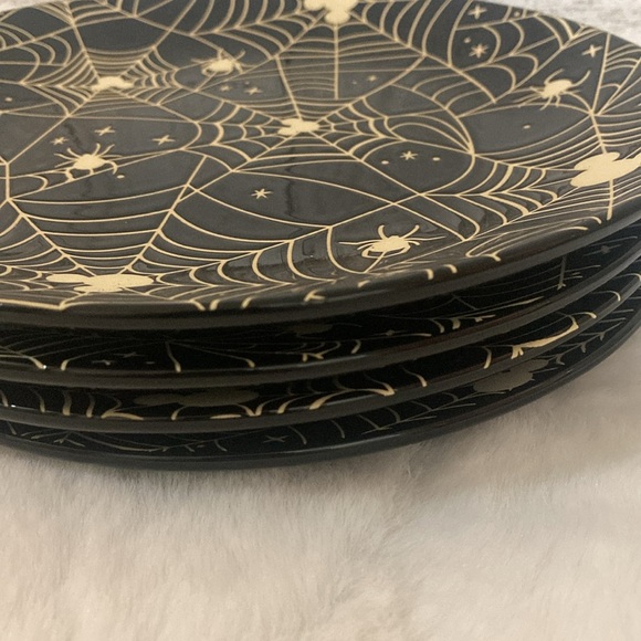 Disney Mickey Mouse Halloween Salad Plates - Picture 2 of 4